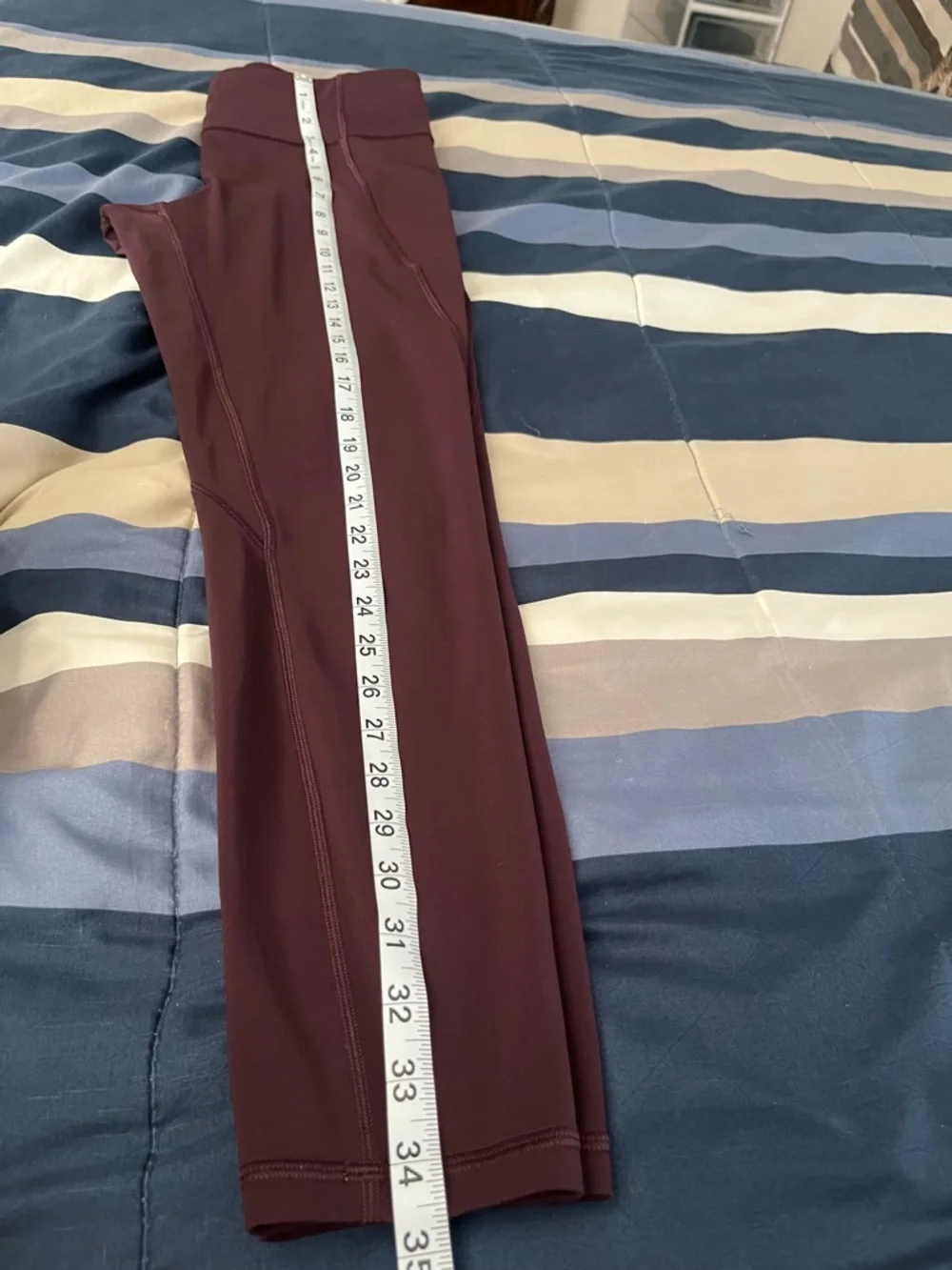 🍋 LIKE NEW Lululemon Time To Sweat 7/8 Tight 25" in Plum Shadow - Sz 8 - Picture 15 of 16